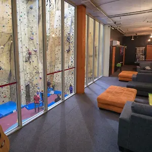 Rock Solid Backpackers Hostel Rotorua